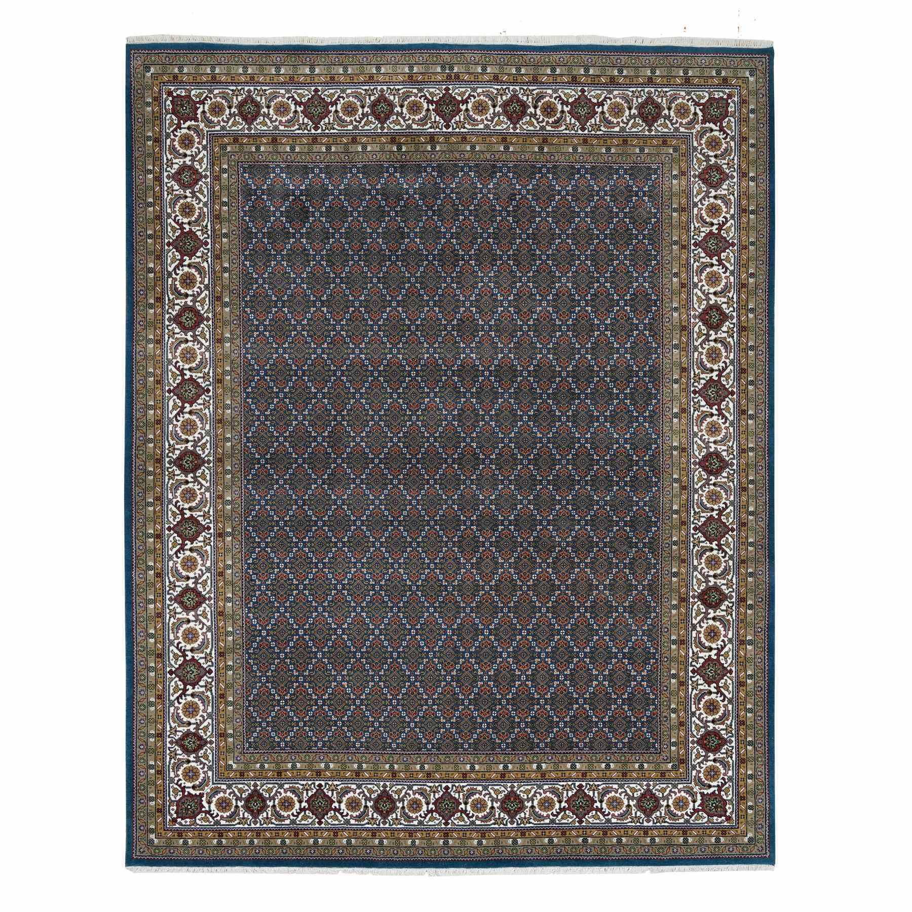 Traditional Rugs LUV592137